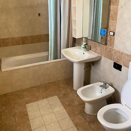 Olive Tree Hostel Bari