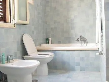 אכסניה Olive Tree *