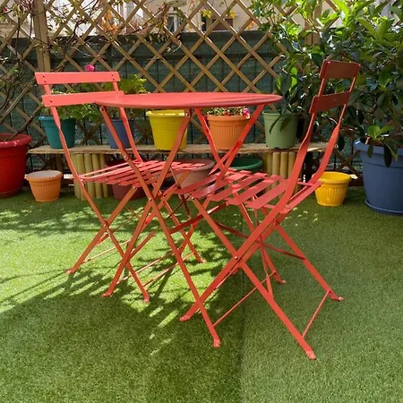 Хостел Olive Tree Бари