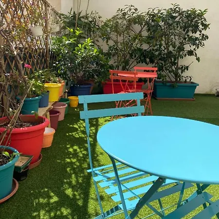 Olive Tree Hostel Μπάρι